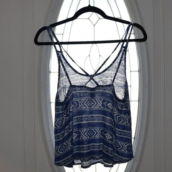 FOREVER 21 Womens Blue Aztec Tank Crop Top Size M - Picture 2 of 4